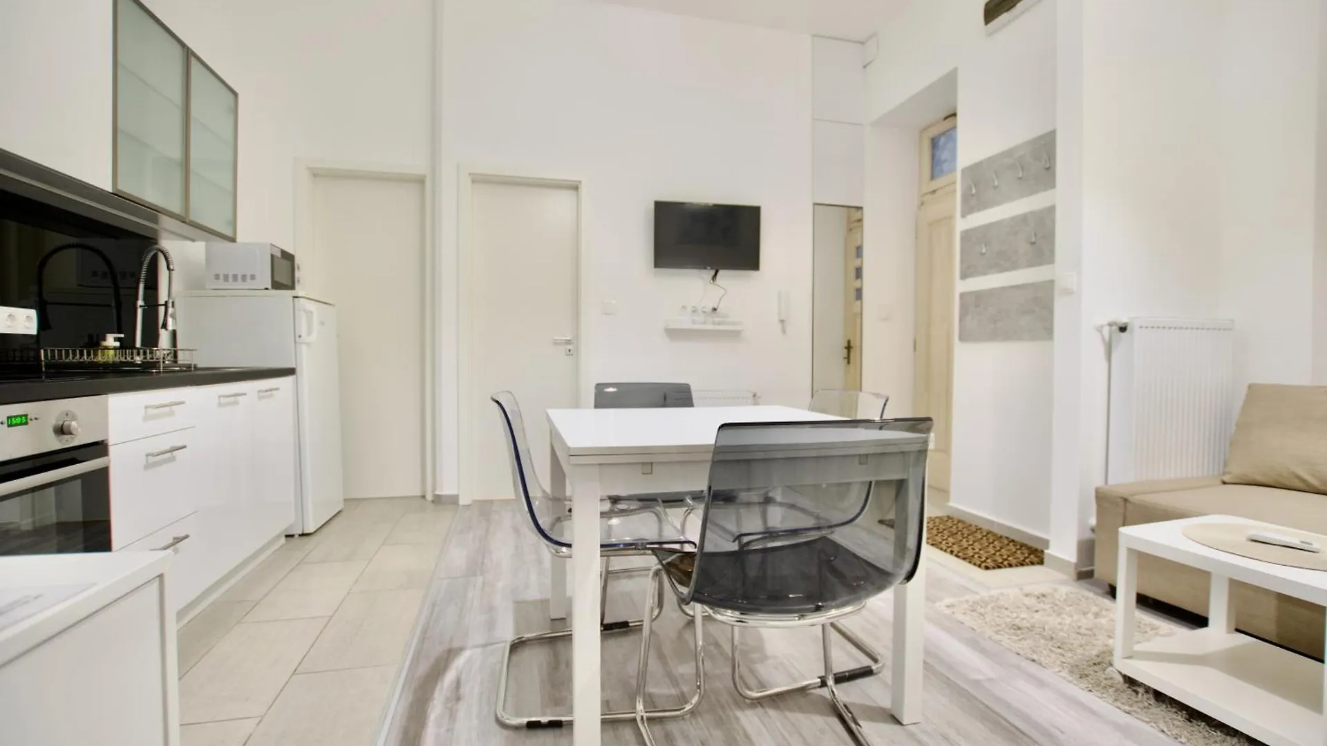 Standard Apartment By Hi5- Csengery Street Budapešť